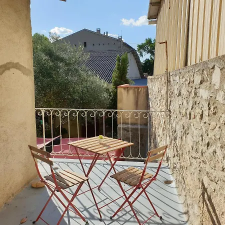 Prive Dans Maison De Village Bed & Breakfast